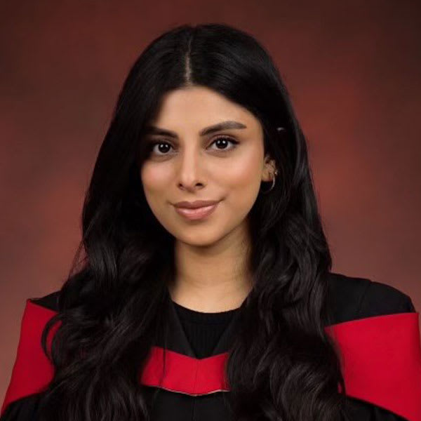 Dr. Mariam Qadri, Dentiste à Longueuil